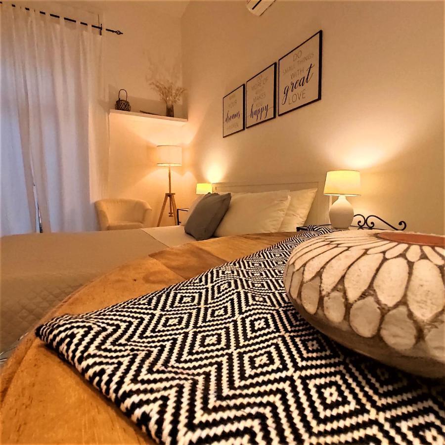 Il Girasole Bb Cagliari Bed & Breakfast エクステリア 写真