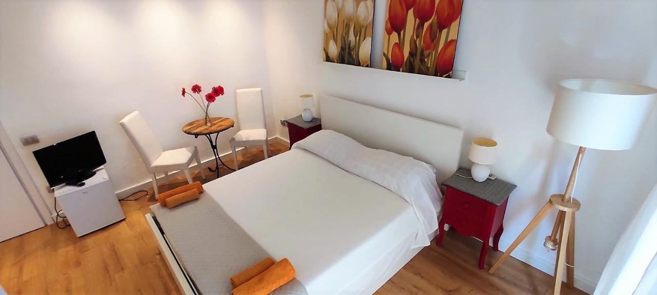 Il Girasole Bb Cagliari Bed & Breakfast エクステリア 写真